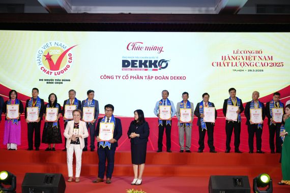 DEKKO VINH DỰ LẦN THỨ 3 ĐẠT CHỨNG NHẬN HÀNG VIỆT NAM CHẤT LƯỢNG CAO 2025 – KHẲNG ĐỊNH NIỀM TIN CỦA NGƯỜI TIÊU DÙNG